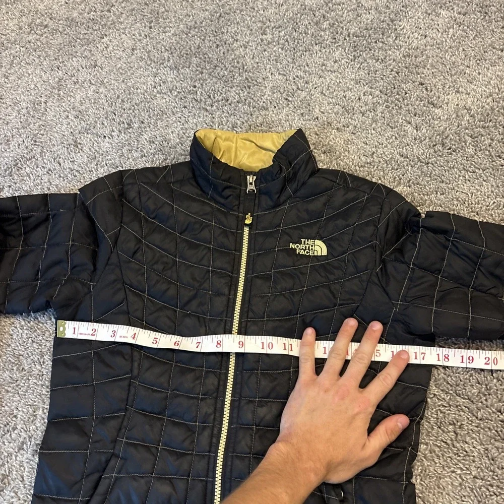 The North Face Girls Thermoball Eco Puffer Jacket Black Gold Size Medium 10/12